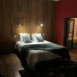 Bed & Breakfast Mercier De Montigny - Les Du Beffroi - Et Massage, Fougeres
