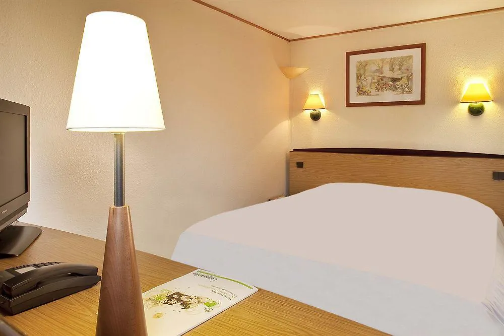 ***  Campanile Fougeres Hotel France